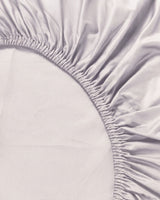 Spannbettlaken aus italienischem Mako-Satin – Kollektion Pietra e Cenere · Cenere chiara