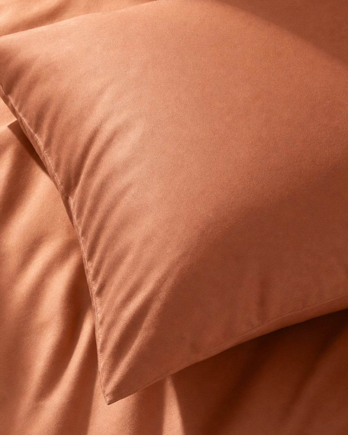 Italian Cotton Sateen Pillowcase – Terra Bruciata Collection · Muro al tramonto