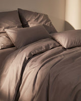 Kussensloop van Italiaans katoensatijn – Pietra e Cenere-collectie · Pietra viva